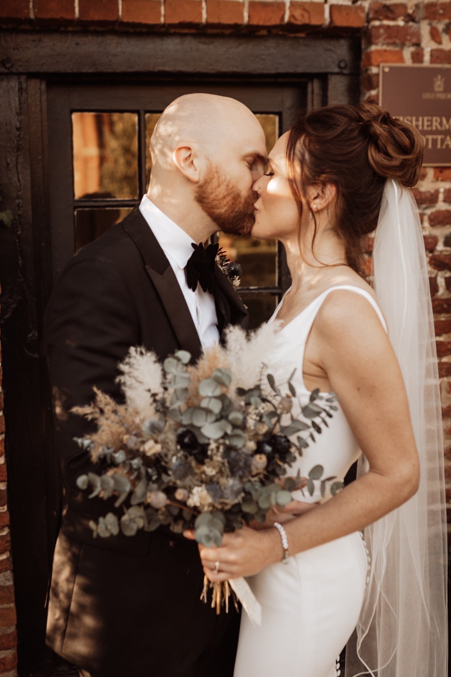 Ally dried flower bridal bouquet