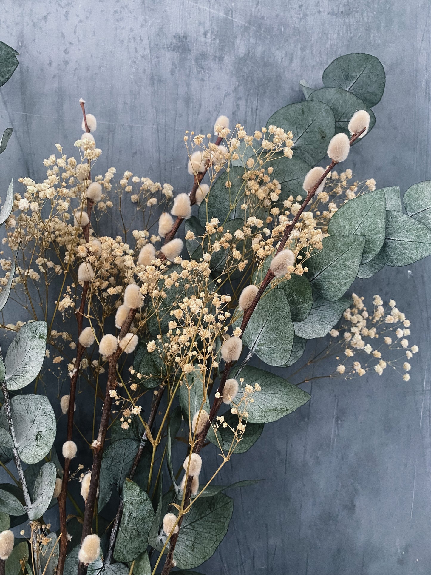 Willow dried flower bouquet