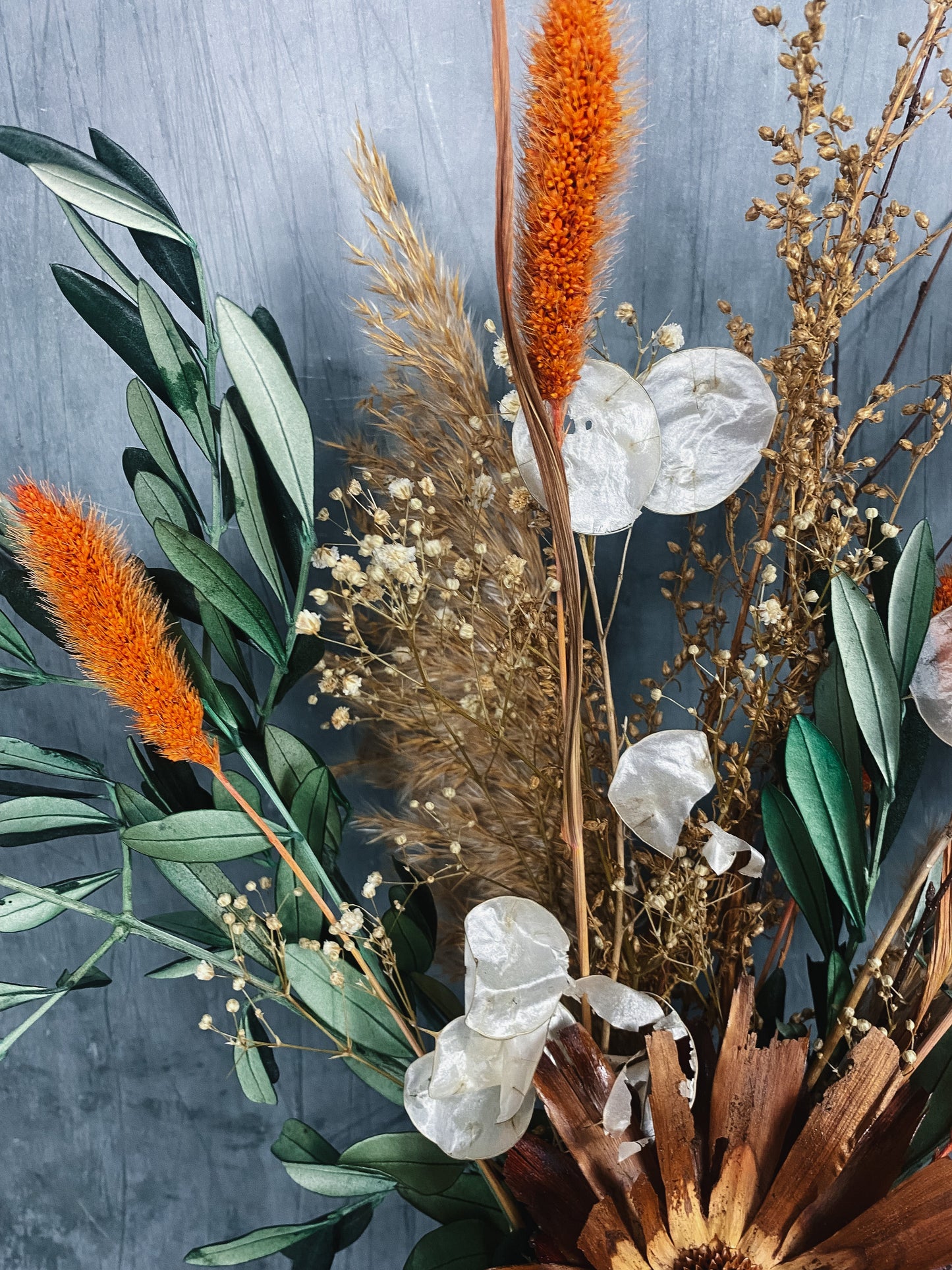 Aurelia dried flower bouquet